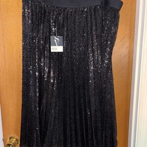 Simply Vera Vera Wang Sparkling Black Pleated Skirt